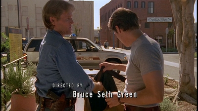 ROSWELL_-_E2X02_ASK_NOT_173.jpg