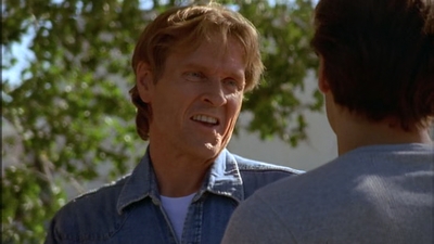 ROSWELL_-_E2X02_ASK_NOT_183.jpg