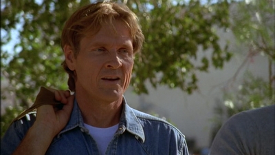 ROSWELL_-_E2X02_ASK_NOT_199.jpg