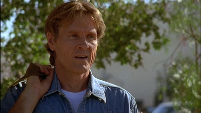ROSWELL_-_E2X02_ASK_NOT_218.jpg