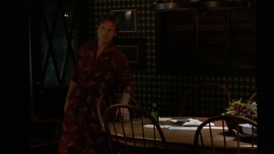 ROSWELL_-_E2X02_ASK_NOT_354.jpg