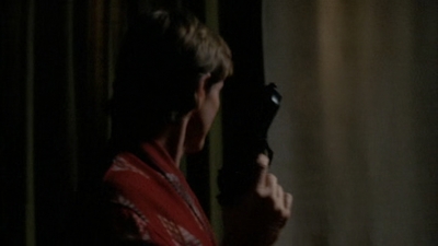 ROSWELL_-_E2X02_ASK_NOT_456.jpg