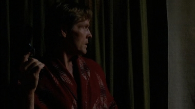ROSWELL_-_E2X02_ASK_NOT_488.jpg