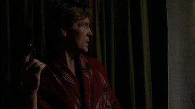 ROSWELL_-_E2X02_ASK_NOT_494.jpg