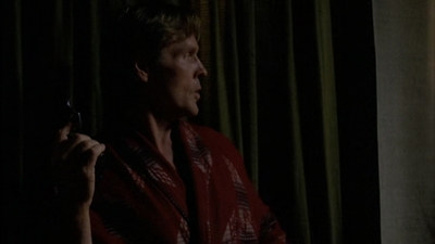 ROSWELL_-_E2X02_ASK_NOT_505.jpg