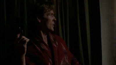 ROSWELL_-_E2X02_ASK_NOT_507.jpg