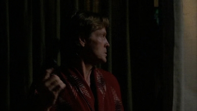 ROSWELL_-_E2X02_ASK_NOT_515.jpg