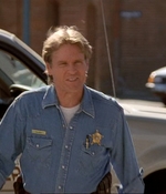 ROSWELL_-_E2X02_ASK_NOT_025.jpg