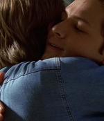 ROSWELL_-_E2X02_ASK_NOT_038.jpg