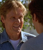 ROSWELL_-_E2X02_ASK_NOT_086.jpg