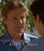 ROSWELL_-_E2X02_ASK_NOT_088.jpg