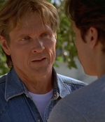 ROSWELL_-_E2X02_ASK_NOT_136.jpg