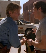 ROSWELL_-_E2X02_ASK_NOT_179.jpg