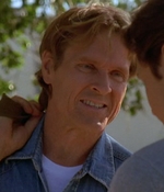 ROSWELL_-_E2X02_ASK_NOT_187.jpg