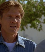 ROSWELL_-_E2X02_ASK_NOT_197.jpg