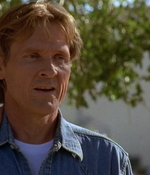 ROSWELL_-_E2X02_ASK_NOT_203.jpg
