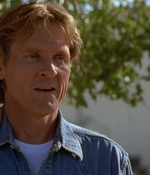 ROSWELL_-_E2X02_ASK_NOT_205.jpg