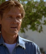 ROSWELL_-_E2X02_ASK_NOT_218.jpg