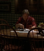 ROSWELL_-_E2X02_ASK_NOT_288.jpg