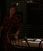 ROSWELL_-_E2X02_ASK_NOT_353.jpg
