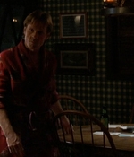 ROSWELL_-_E2X02_ASK_NOT_369.jpg