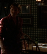 ROSWELL_-_E2X02_ASK_NOT_377.jpg