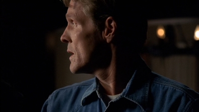 ROSWELL_-_E2X03_SURPRISE_161.jpg