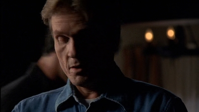 ROSWELL_-_E2X03_SURPRISE_172.jpg