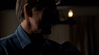 ROSWELL_-_E2X03_SURPRISE_222.jpg