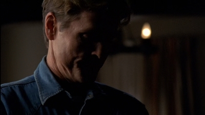 ROSWELL_-_E2X03_SURPRISE_227.jpg