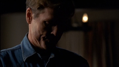 ROSWELL_-_E2X03_SURPRISE_229.jpg