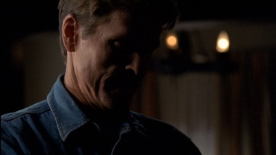 ROSWELL_-_E2X03_SURPRISE_243.jpg