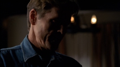 ROSWELL_-_E2X03_SURPRISE_249.jpg