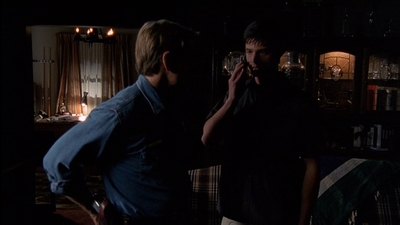 ROSWELL_-_E2X03_SURPRISE_341.jpg