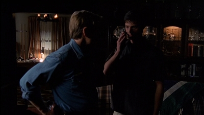 ROSWELL_-_E2X03_SURPRISE_343.jpg
