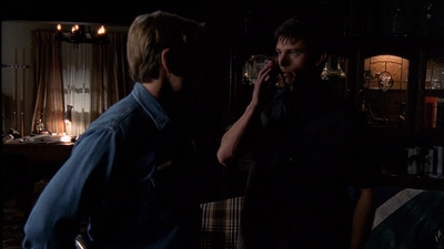 ROSWELL_-_E2X03_SURPRISE_368.jpg