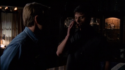 ROSWELL_-_E2X03_SURPRISE_408.jpg