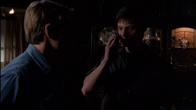 ROSWELL_-_E2X03_SURPRISE_421.jpg