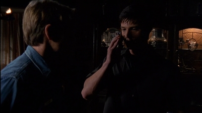 ROSWELL_-_E2X03_SURPRISE_424.jpg