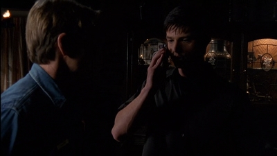 ROSWELL_-_E2X03_SURPRISE_428.jpg