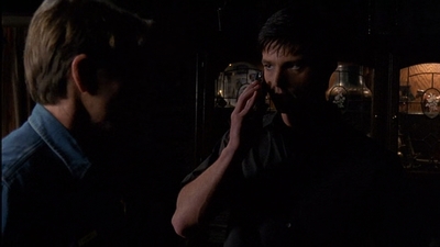 ROSWELL_-_E2X03_SURPRISE_436.jpg