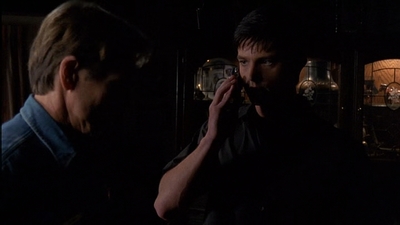 ROSWELL_-_E2X03_SURPRISE_438.jpg