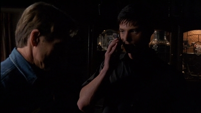 ROSWELL_-_E2X03_SURPRISE_439.jpg