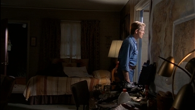 ROSWELL_-_E2X03_SURPRISE_524.jpg
