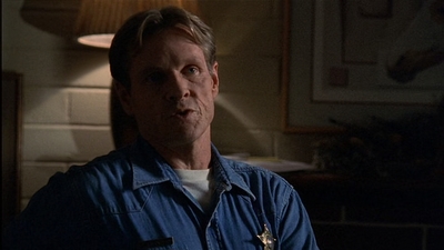 ROSWELL_-_E2X03_SURPRISE_630.jpg