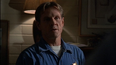 ROSWELL_-_E2X03_SURPRISE_634.jpg
