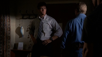 ROSWELL_-_E2X03_SURPRISE_676.jpg