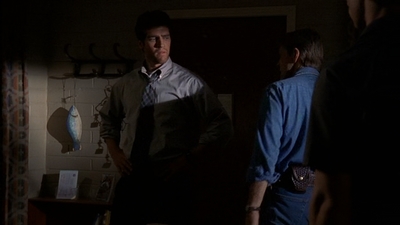 ROSWELL_-_E2X03_SURPRISE_683.jpg