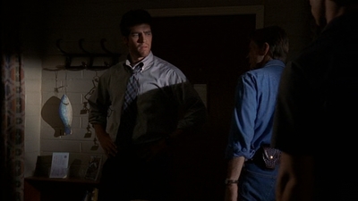 ROSWELL_-_E2X03_SURPRISE_684.jpg
