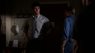 ROSWELL_-_E2X03_SURPRISE_687.jpg